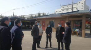 2月23日上午，县委常委、高新区党工委书记郭鹏到公海赌赌船玻璃督导企业复工复产